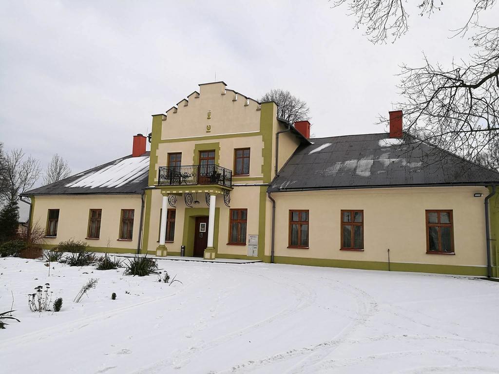 Dworek Mlynarza Zator Luaran gambar